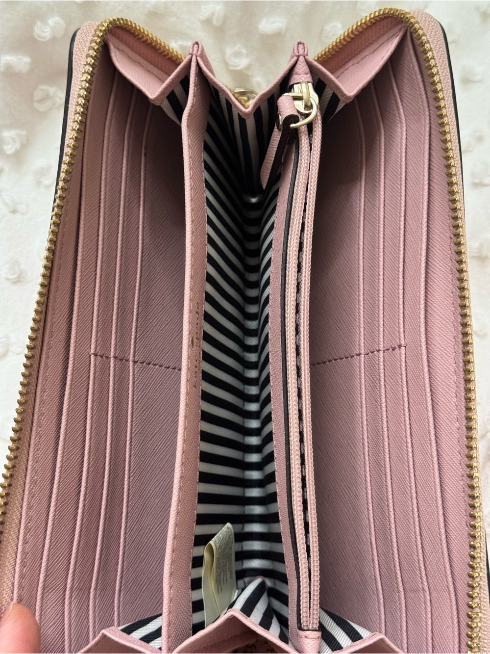 Kate Spade Dusty Pink Saffiano Satchel with Gold Hardware & Matching Wallet - Picture 15 of 16